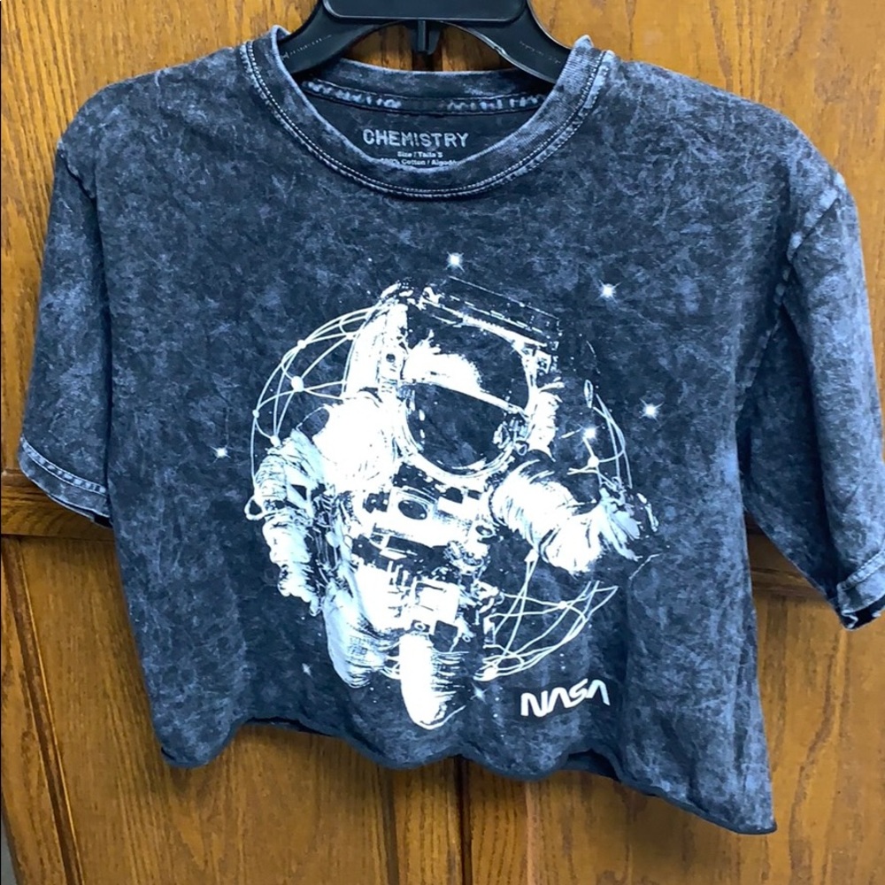 Trendy NASA Cropped TShirt!!